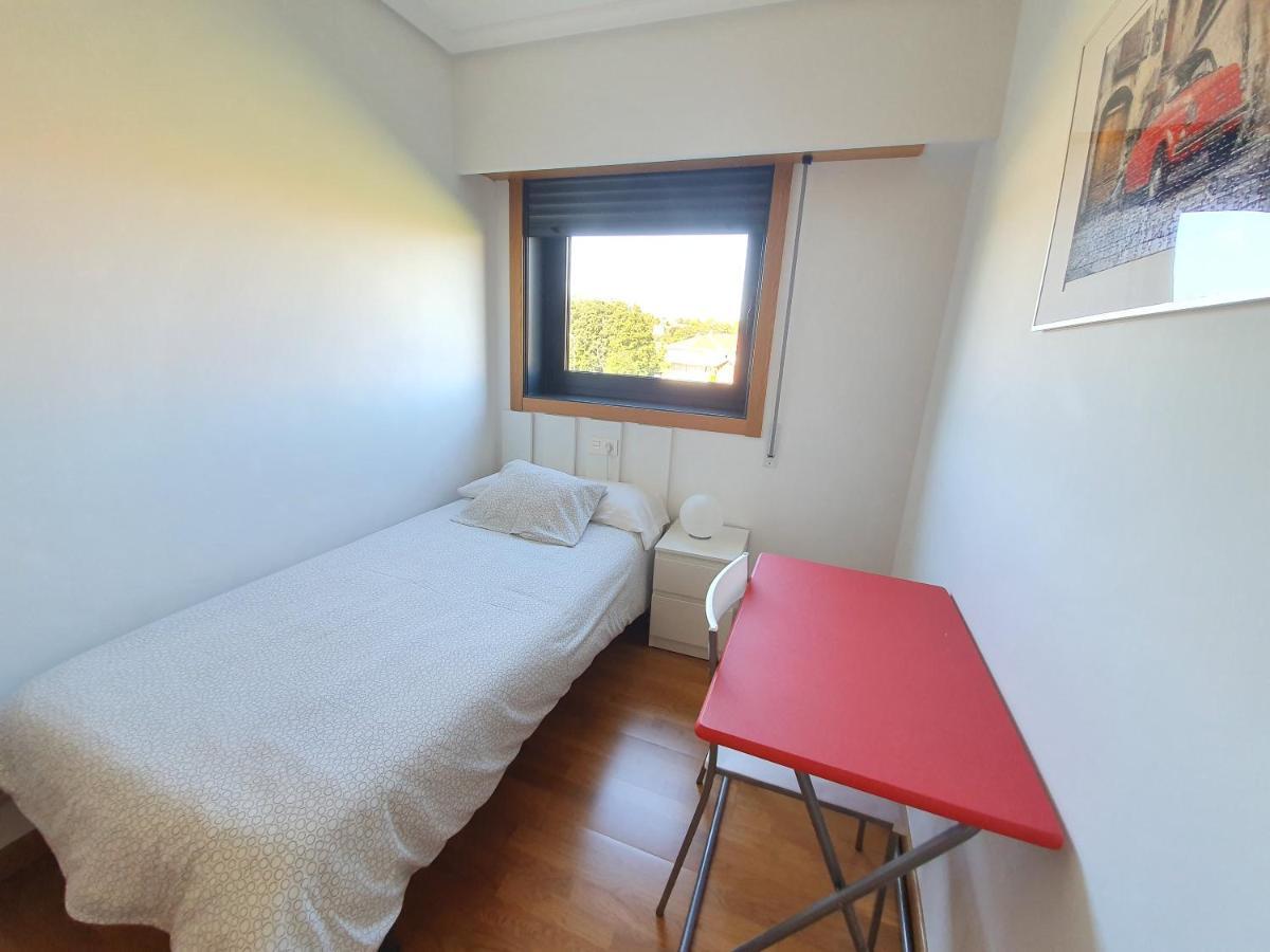 Piso Rosalia De Castro Apartment Allariz Luaran gambar