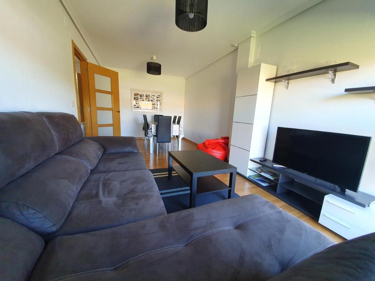 Piso Rosalia De Castro Apartment Allariz Luaran gambar